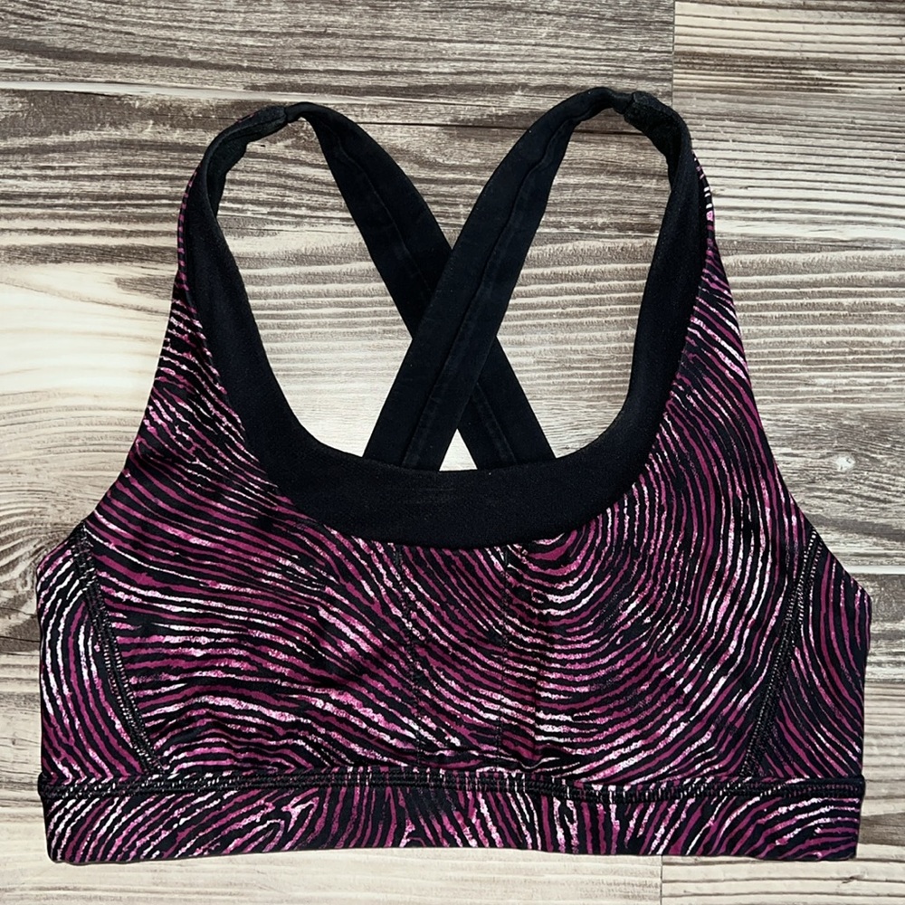 Lululemon Run: Stuff Your Bra III 2016 Seawheeze - Who Done It Regal Plum Black